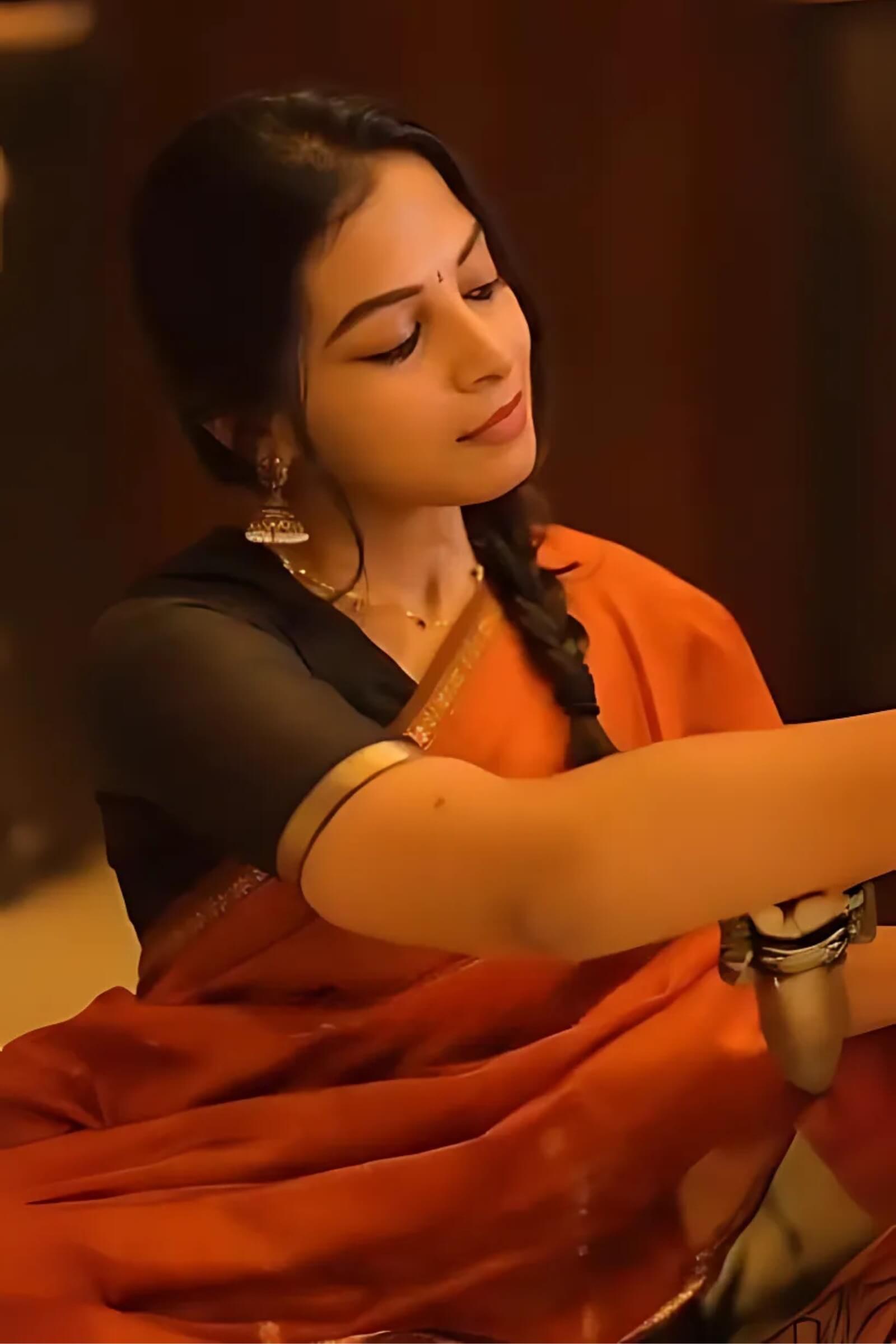 Reddish Orange Maheshawari Cotton Silk Saree