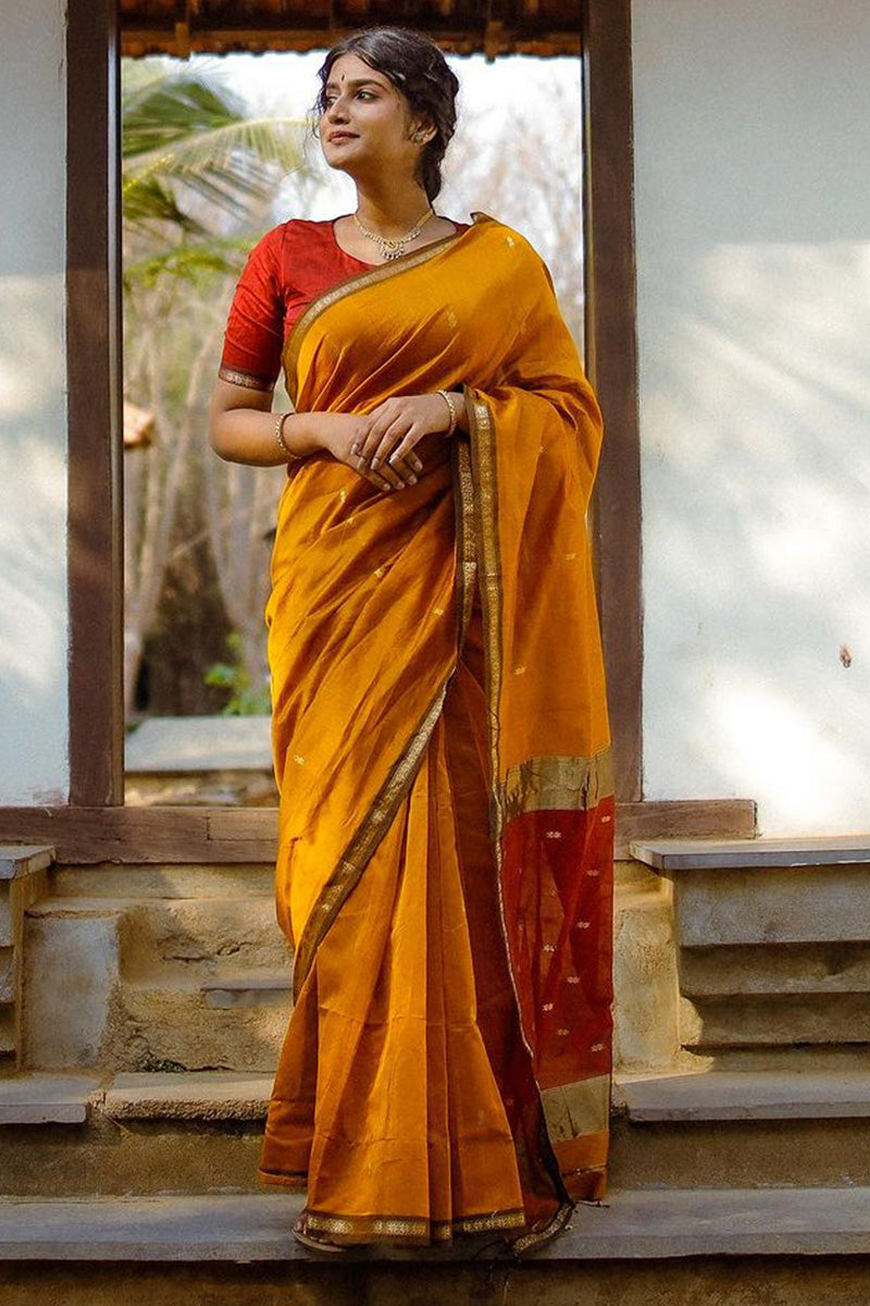 Bee Yellow Maheshawari Cotton Silk Saree