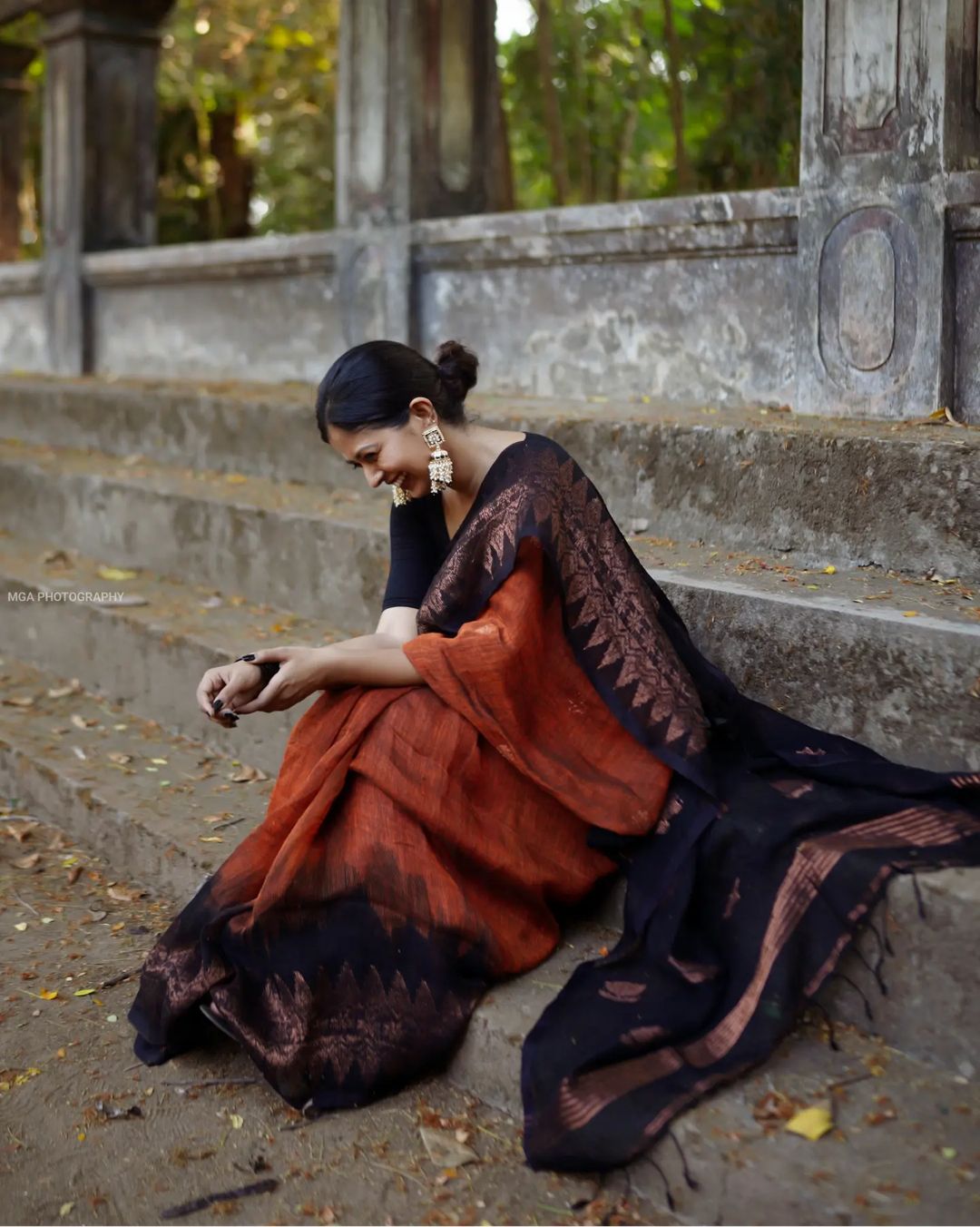 Tiger Orange Maheshawari Cotton Silk Saree