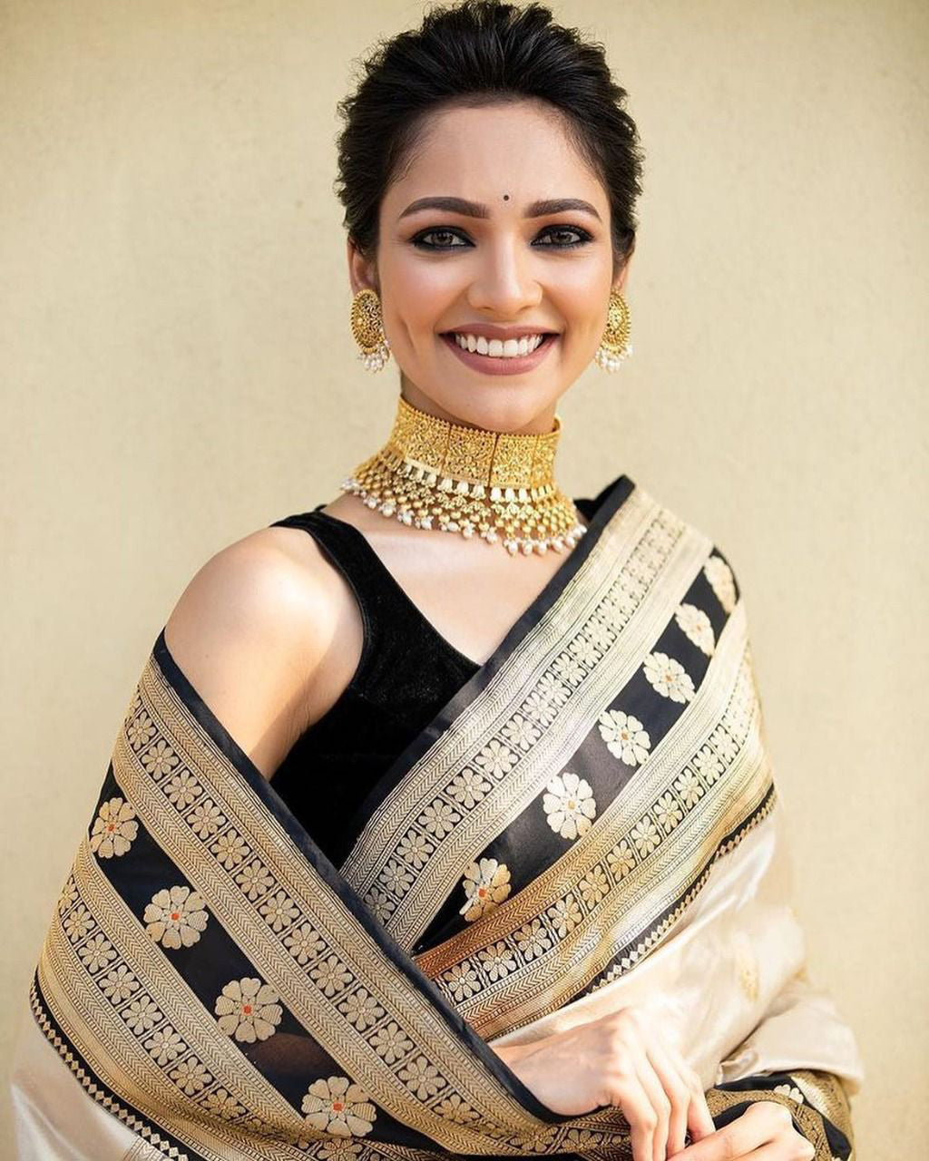 Fairytale Off White Soft Silk Saree With Prominent Blouse Piece