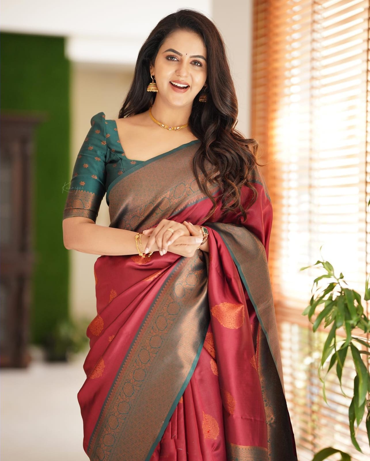 Imaginative Maroon Soft Silk Saree With Splendorous Blouse Piece