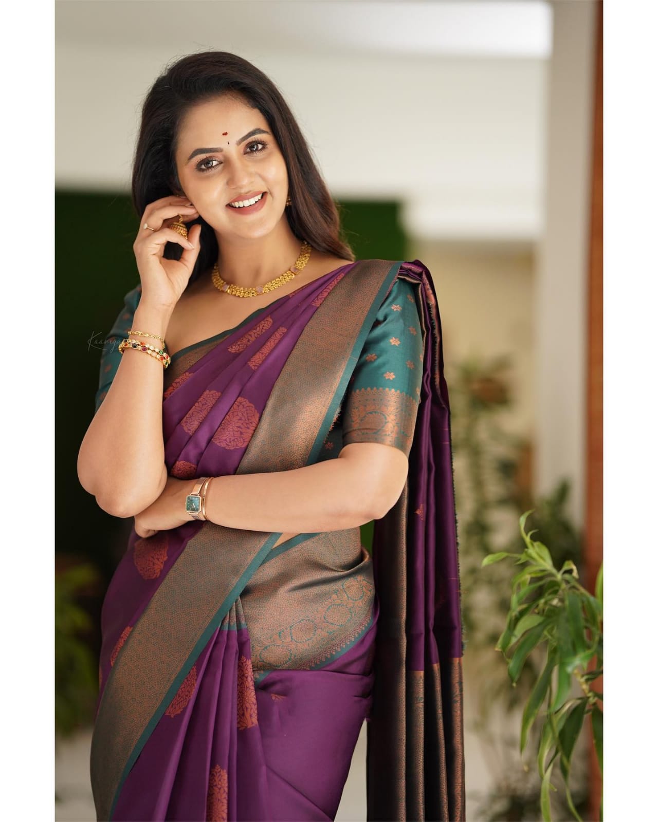 Snappy Purple Soft Silk Saree With Snazzy Blouse Piece