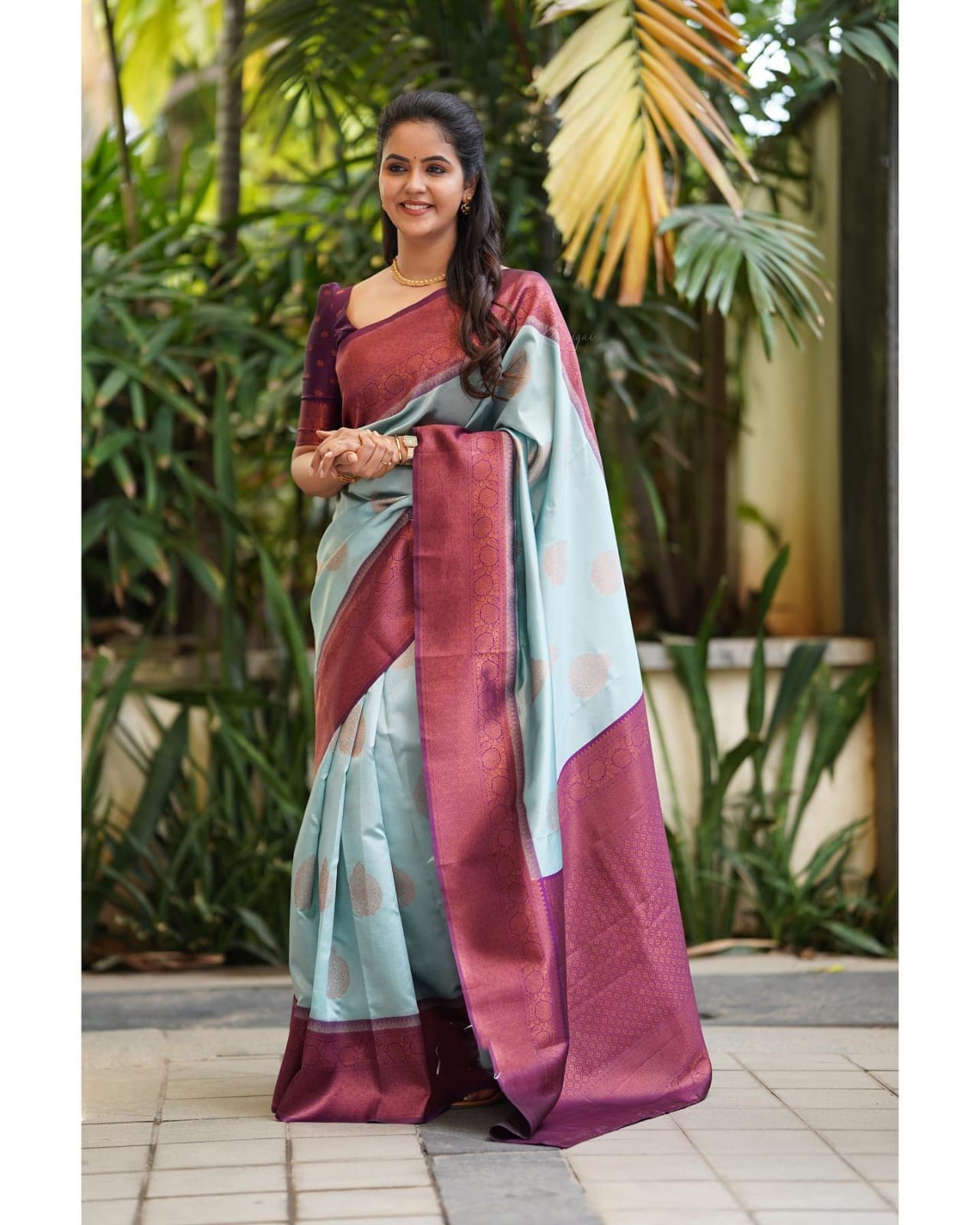 Luxuriant Sky Soft Silk Saree With Denouement Blouse Piece