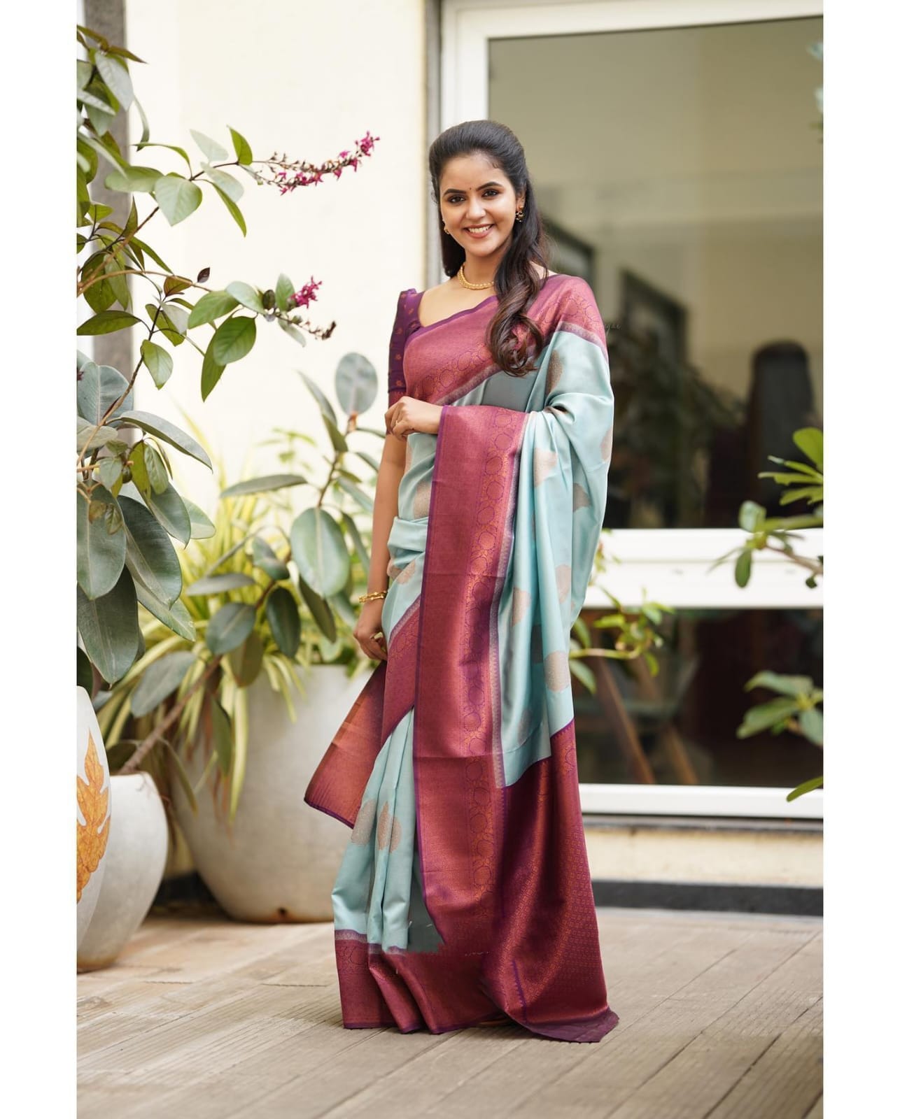 Luxuriant Sky Soft Silk Saree With Denouement Blouse Piece