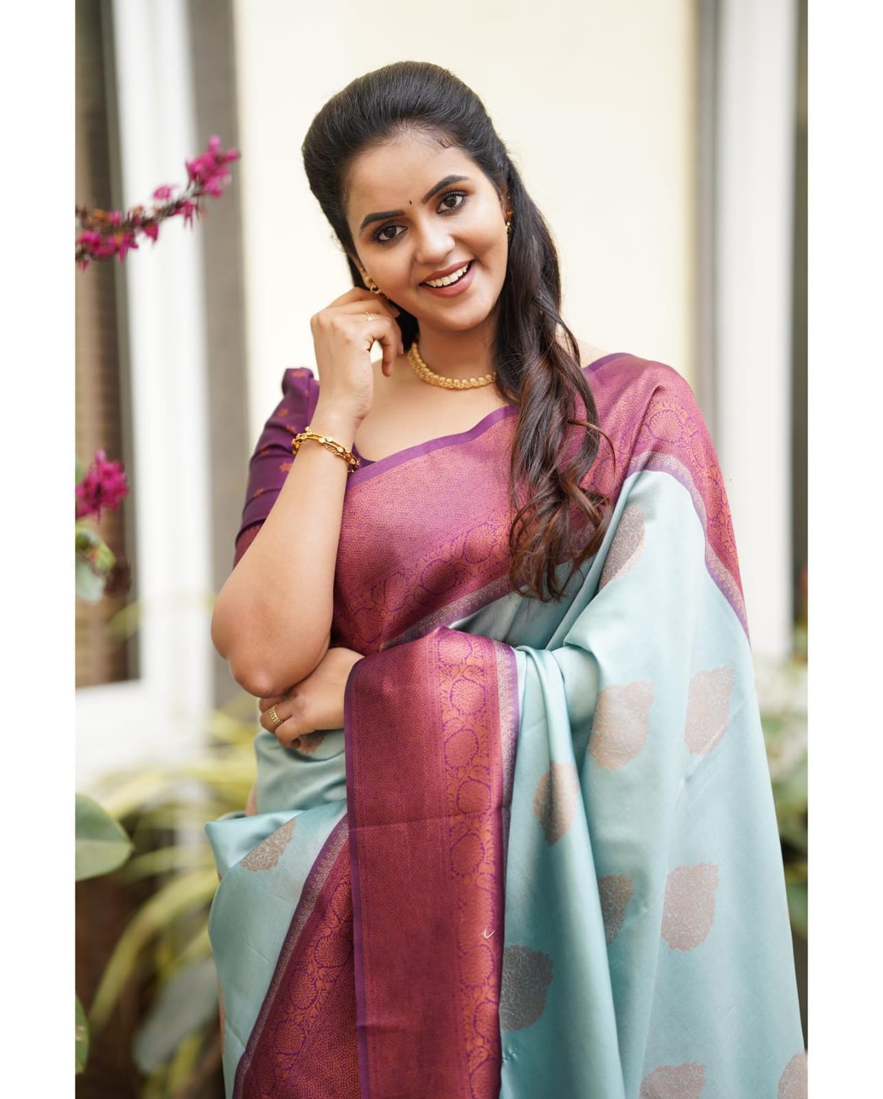 Luxuriant Sky Soft Silk Saree With Denouement Blouse Piece