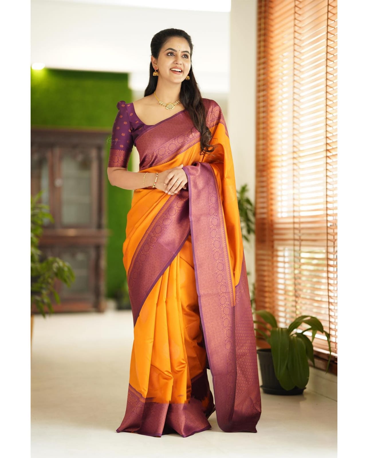 Enchanting Yellow Soft Silk Saree With Scrumptious Blouse Piece