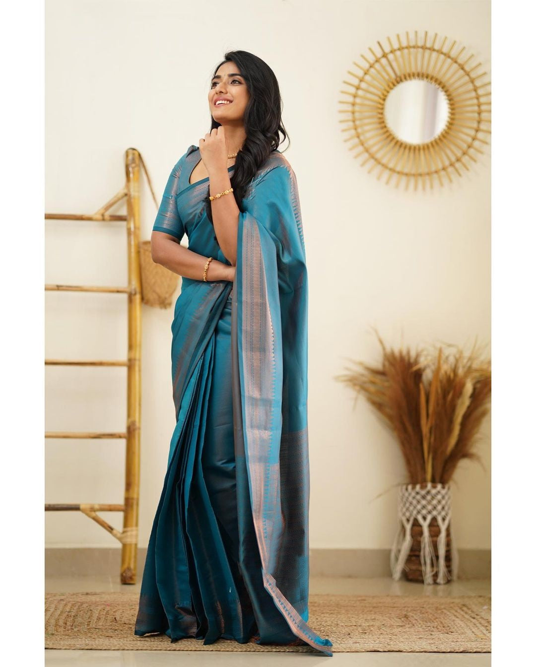 Artistic Firozi Soft Silk Saree With Elaborate Blouse Piece