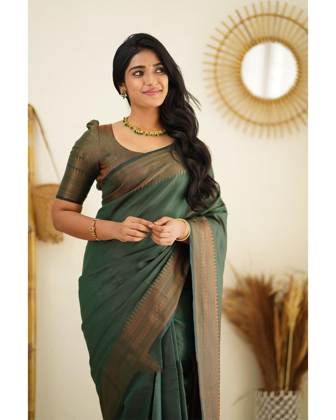 Fragrant Green Soft Silk Saree With Fragrant Blouse Piece