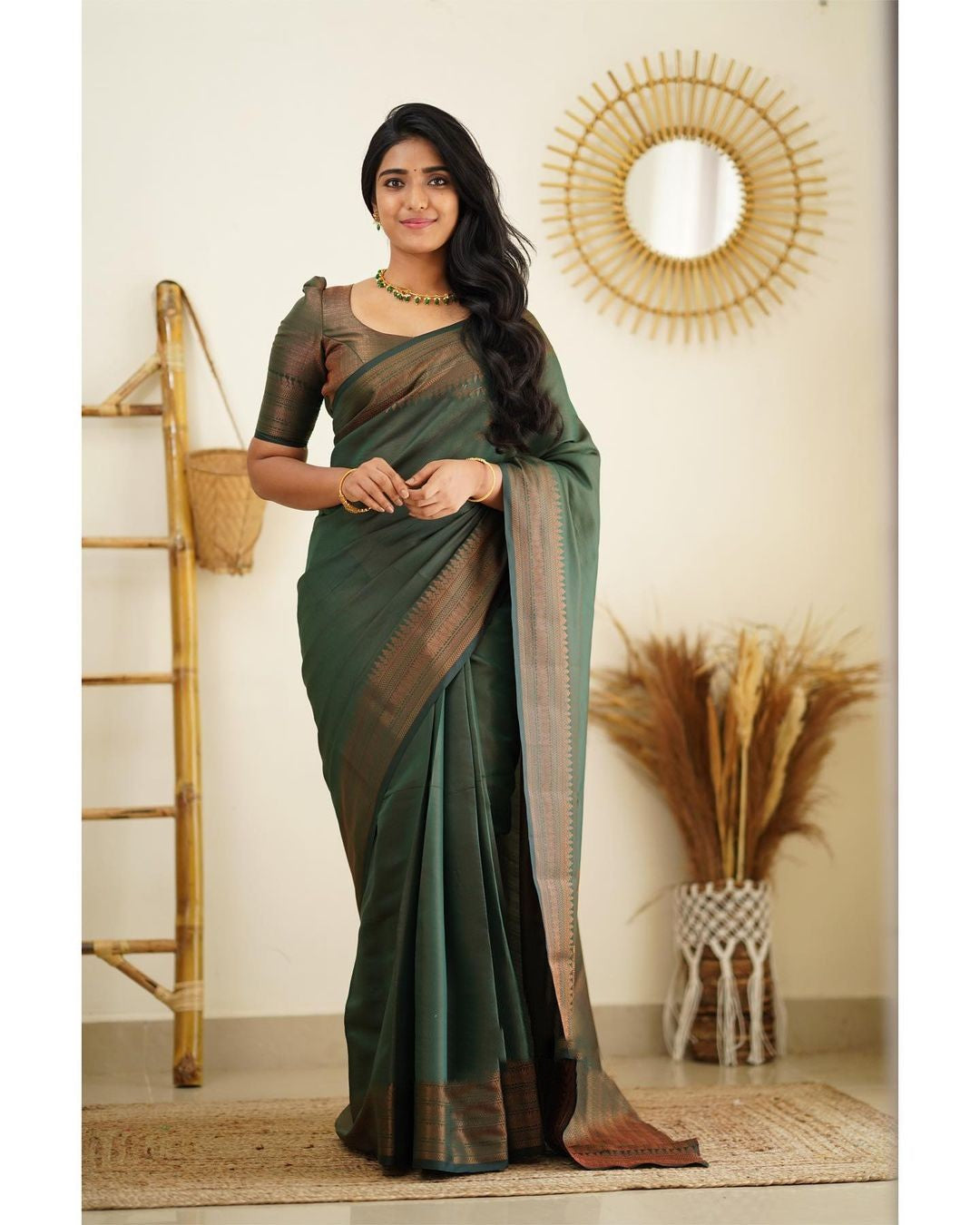 Fragrant Green Soft Silk Saree With Fragrant Blouse Piece