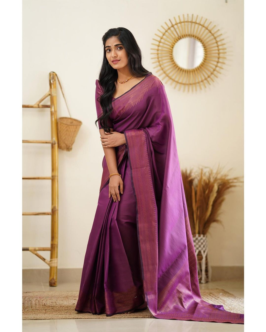 Snazzy Purple Soft Silk Saree With Dissemble Blouse Piece