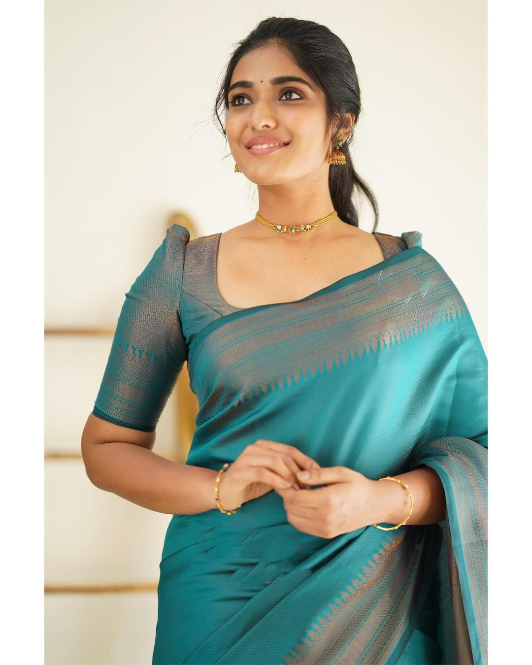 Felicitous Rama Soft Silk Saree With Lagniappe Blouse Piece