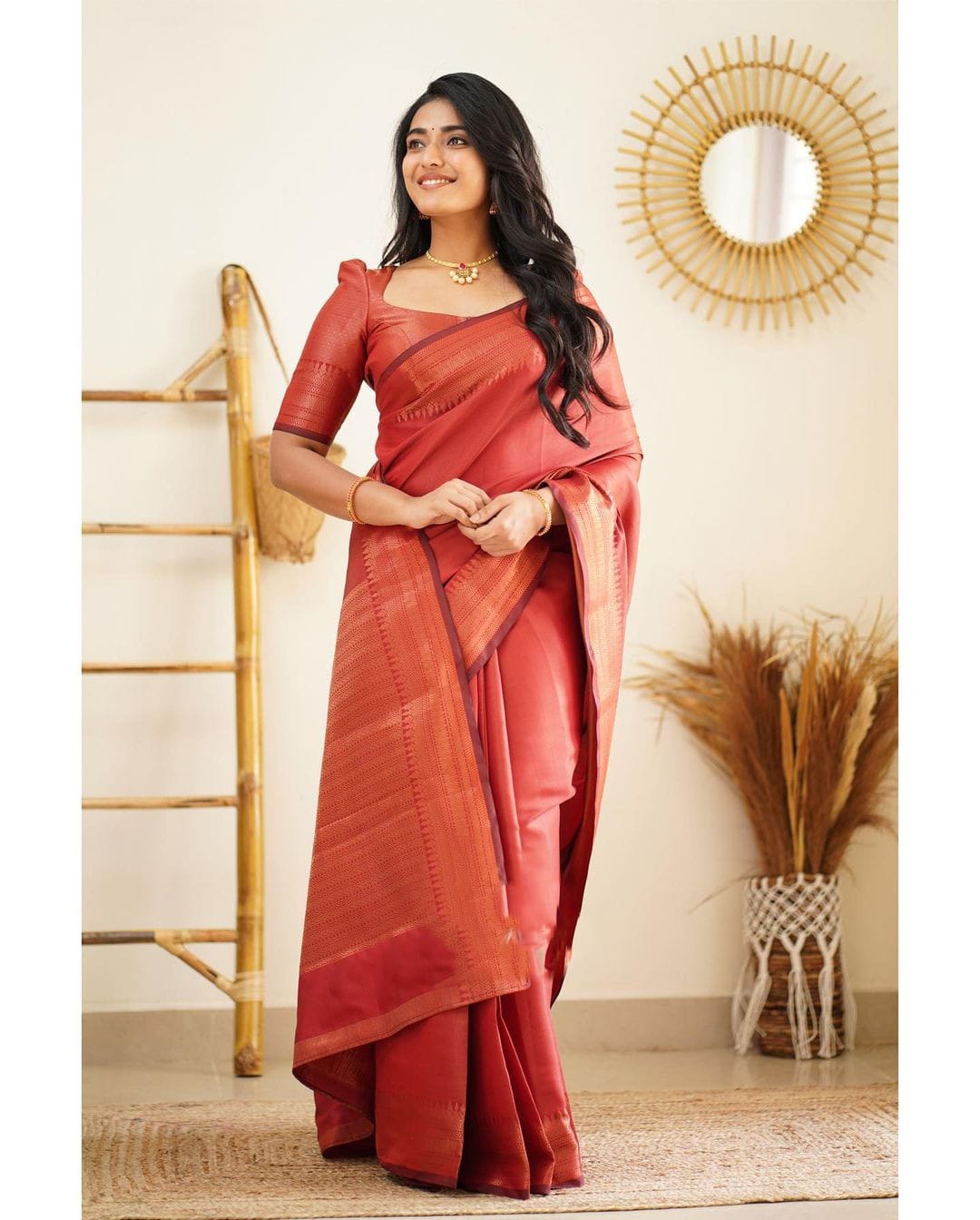 Amiable Red Soft Silk Saree With Prodigal Blouse Piece