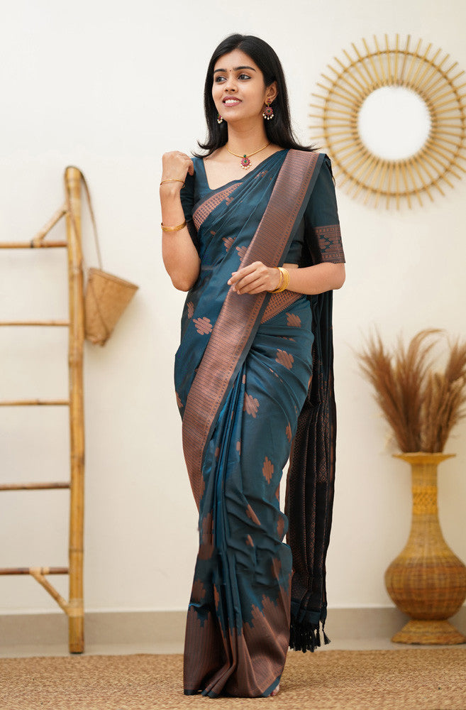 Gossamer Rama Soft Silk Saree With Blissful Blouse Piece