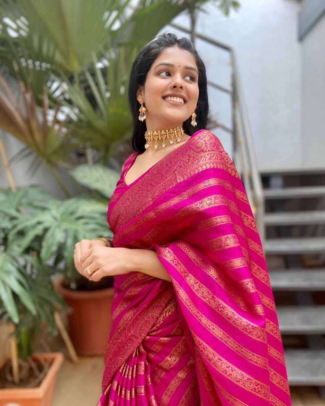 Unequalled Pink Soft Silk Saree With Groovy Blouse Piece