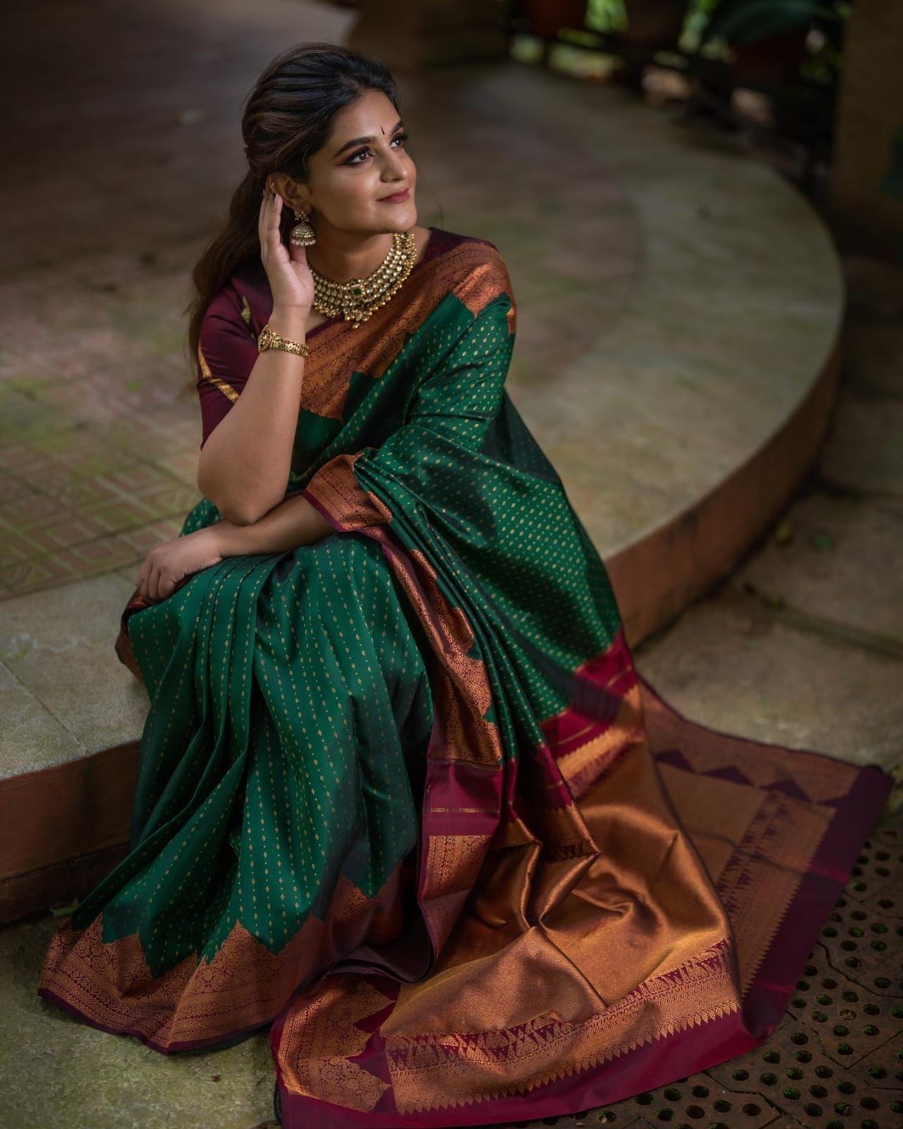 Susurrous Green Soft Silk Saree With Innovative Blouse Piece