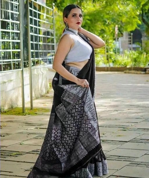 Smashing Black Soft Banarasi Silk Saree With Attractive Blouse Piece