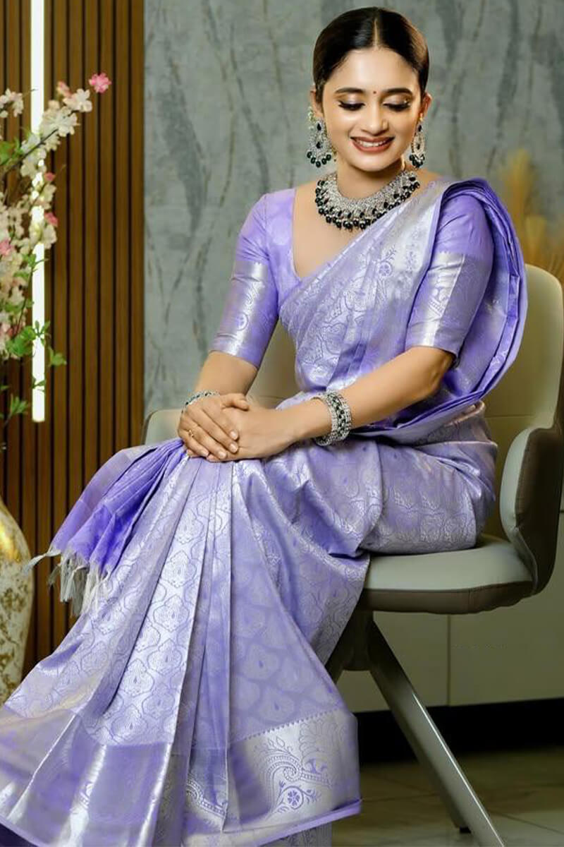 Demanding Lavender Soft Silk Saree With Ethnic Blouse Piece
