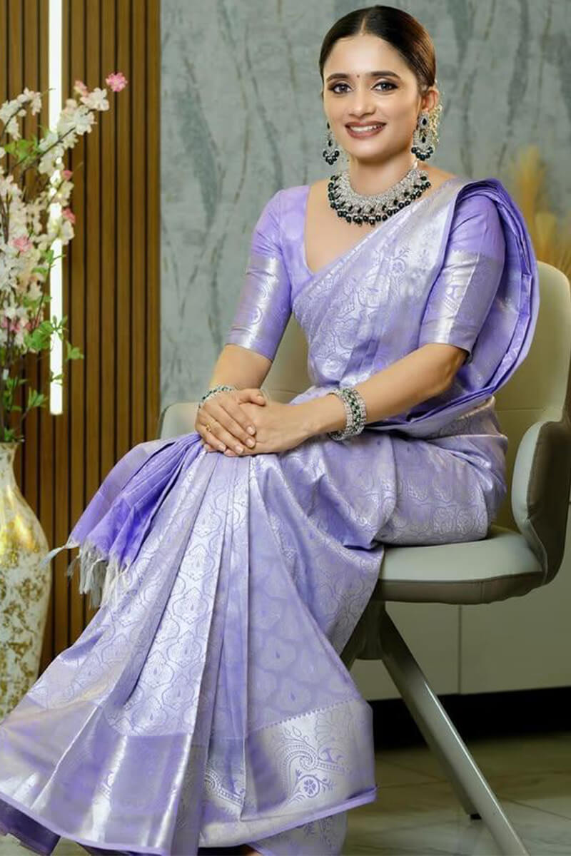 Demanding Lavender Soft Silk Saree With Ethnic Blouse Piece