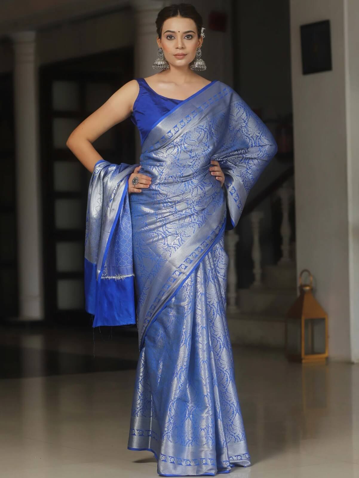 Majestic Royal Blue Soft Silk Saree With Supernal Blouse Piece