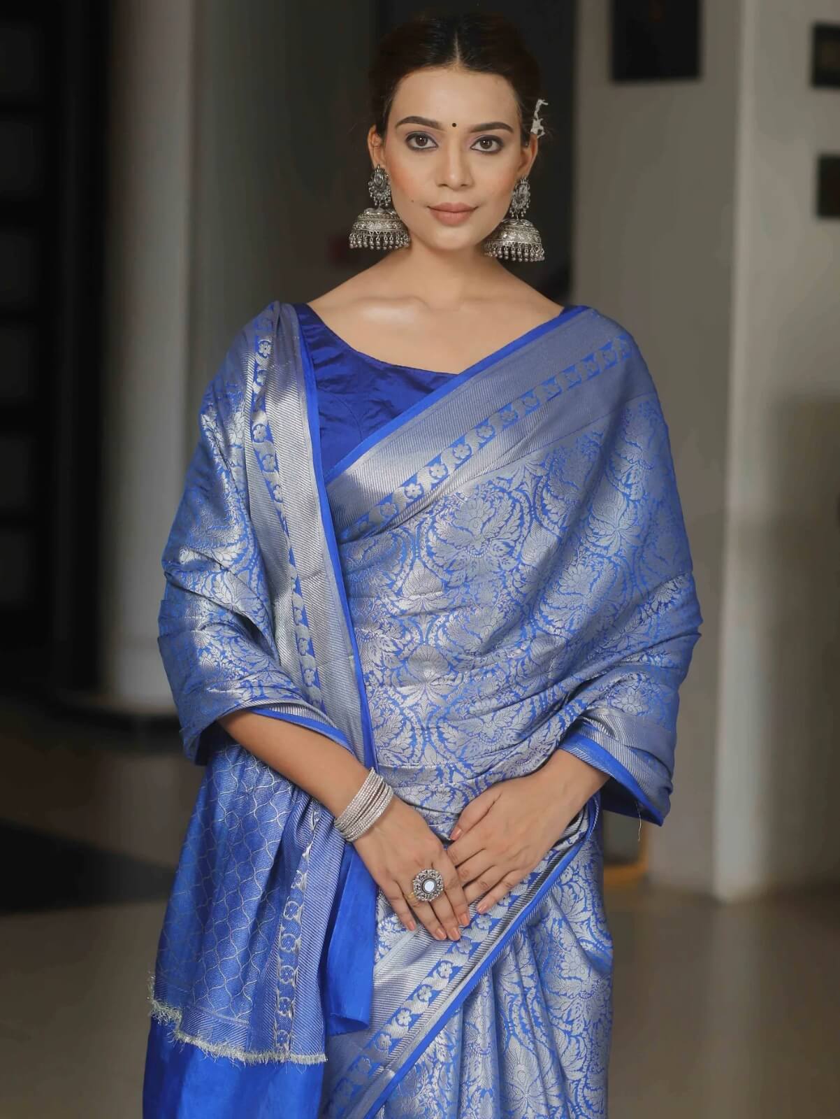 Majestic Royal Blue Soft Silk Saree With Supernal Blouse Piece