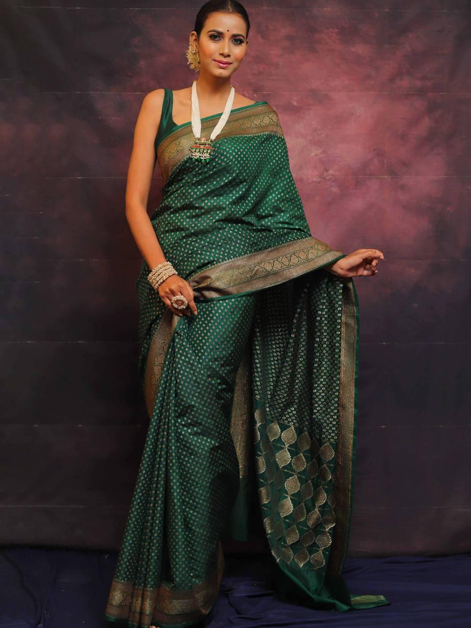 Nectarous Dark Green Soft Silk Saree With Luminous Blouse Piece