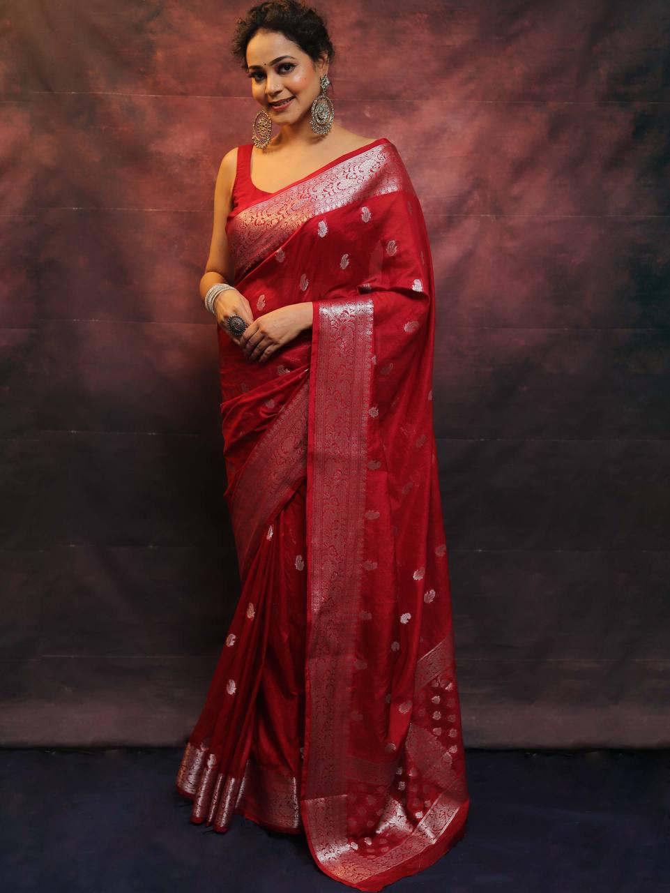 Panache Red Soft Silk Saree With Unequalled Blouse Piece