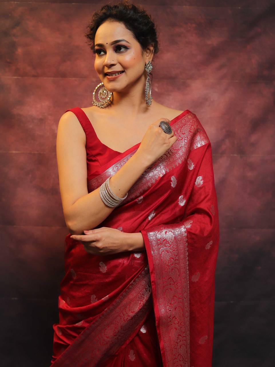 Panache Red Soft Silk Saree With Unequalled Blouse Piece