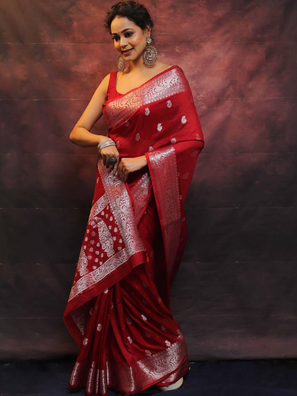 Panache Red Soft Silk Saree With Unequalled Blouse Piece