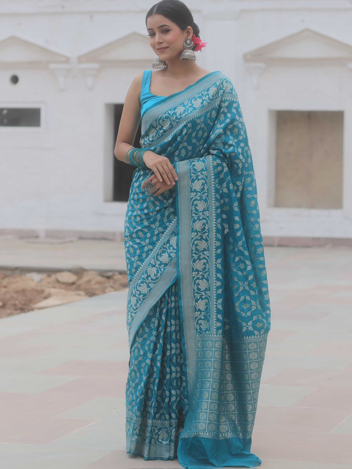 Sizzling Firozi Soft Silk Saree With Gorgeous Blouse Piece