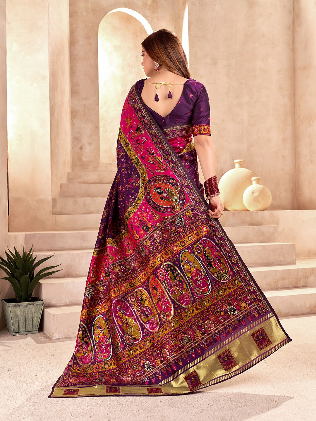 Alluring Purple Nylon Dola Pashmina Saree With Propinquity Blouse Piece