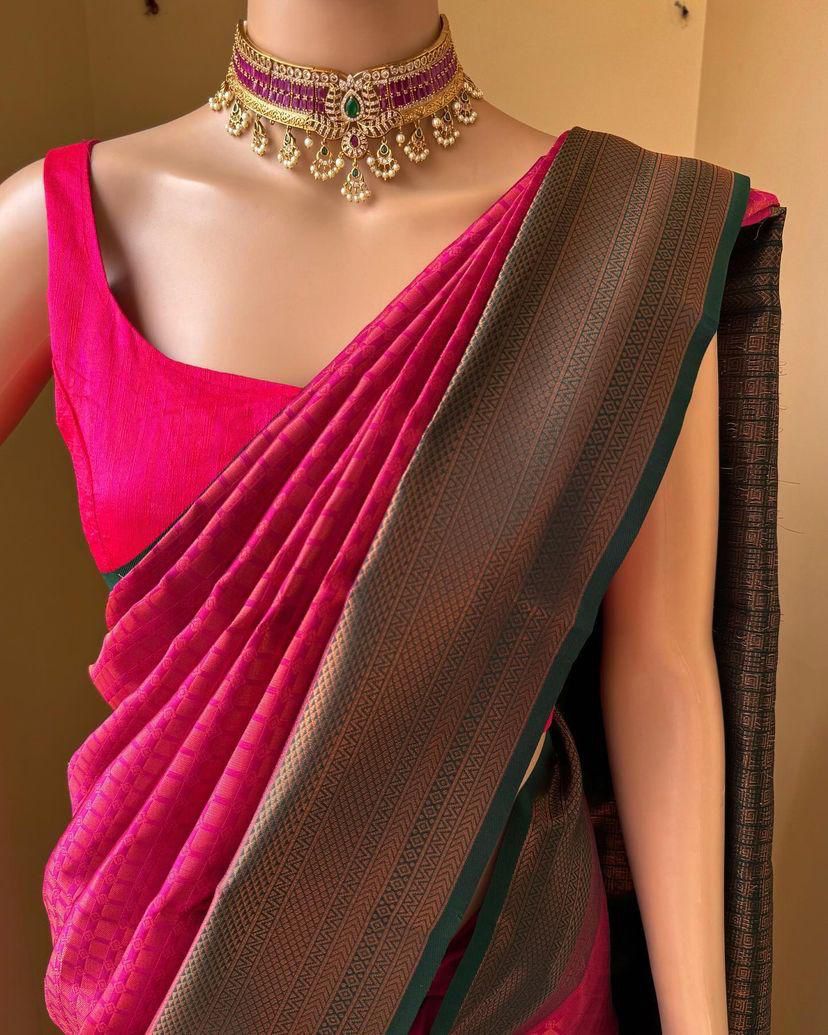 Enchanting Dark Pink Soft Silk Saree With Resonant Blouse Piece