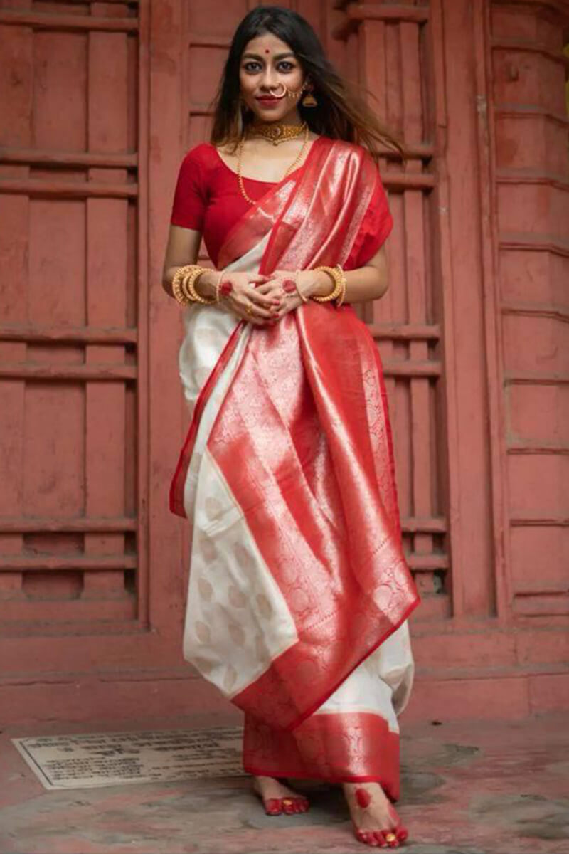 Amazing Off White Soft Silk Saree With Twirling Blouse Piece