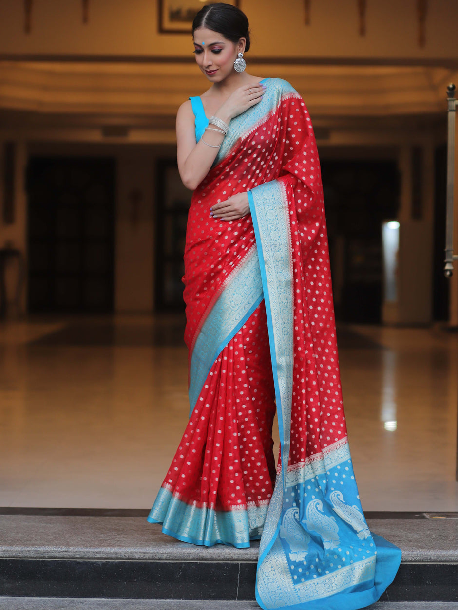 Vivacious Red Soft Silk Saree With Desiring Blouse Piece