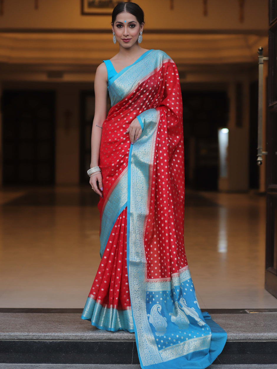Vivacious Red Soft Silk Saree With Desiring Blouse Piece