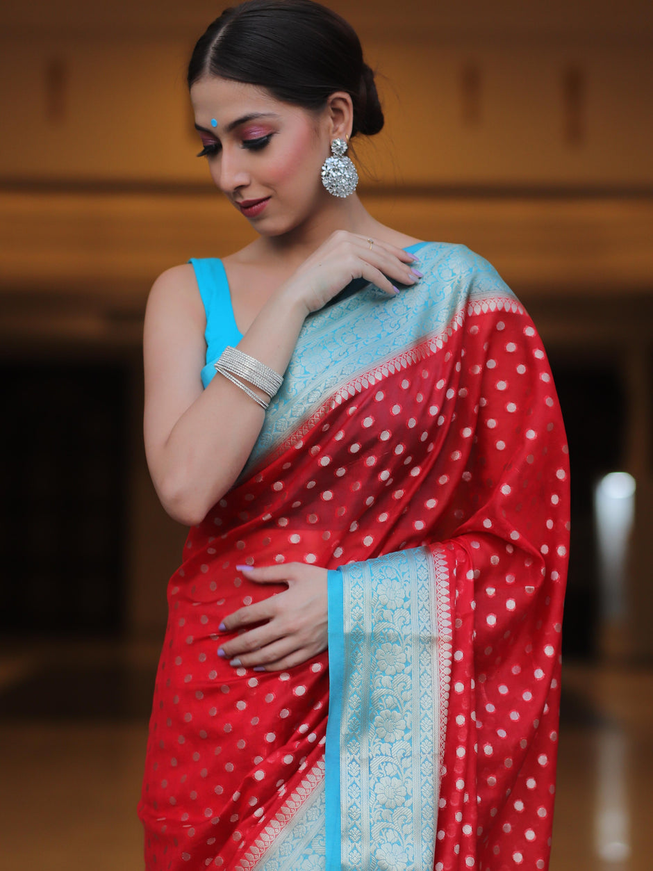 Vivacious Red Soft Silk Saree With Desiring Blouse Piece
