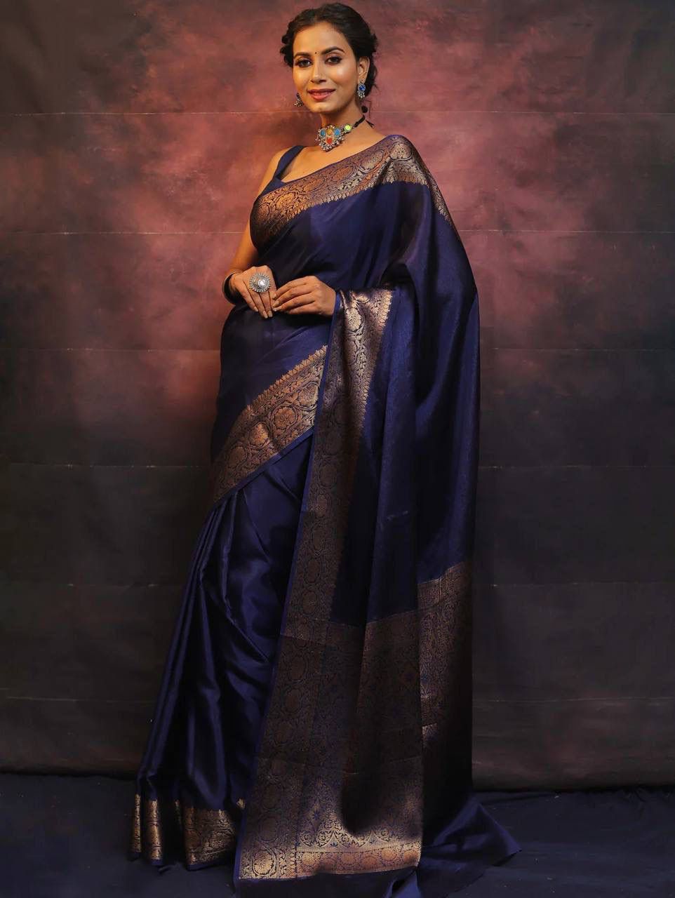 Staggering Navy Blue Soft Silk Saree With Epiphany Blouse Piece
