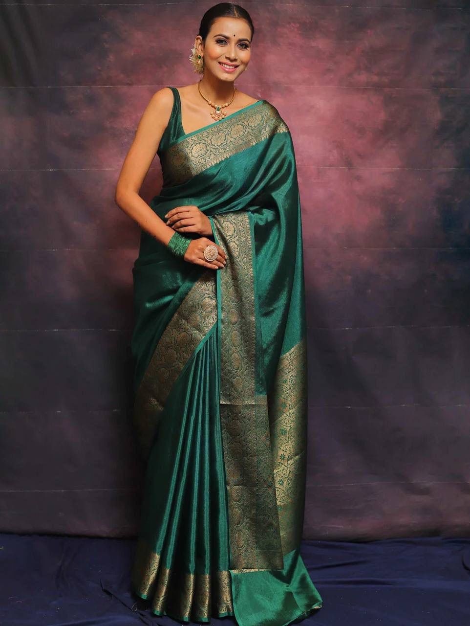 Denouement Rama Soft Silk Saree With Comely Blouse Piece