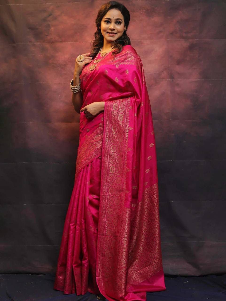 Forbearance Dark Pink Soft Silk Saree With Lustrous Blouse Piece
