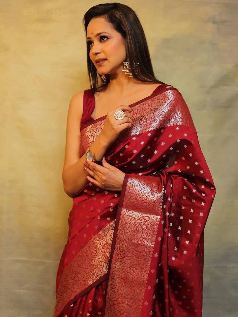 Ailurophile Maroon Soft Silk Saree With Dissemble Blouse Piece