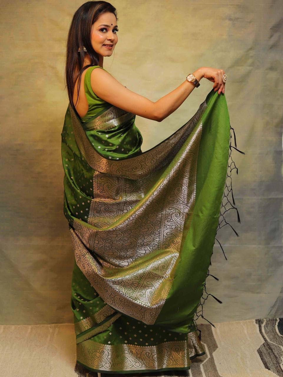 Assemblage Mehndi Soft Silk Saree With Inspiring Blouse Piece