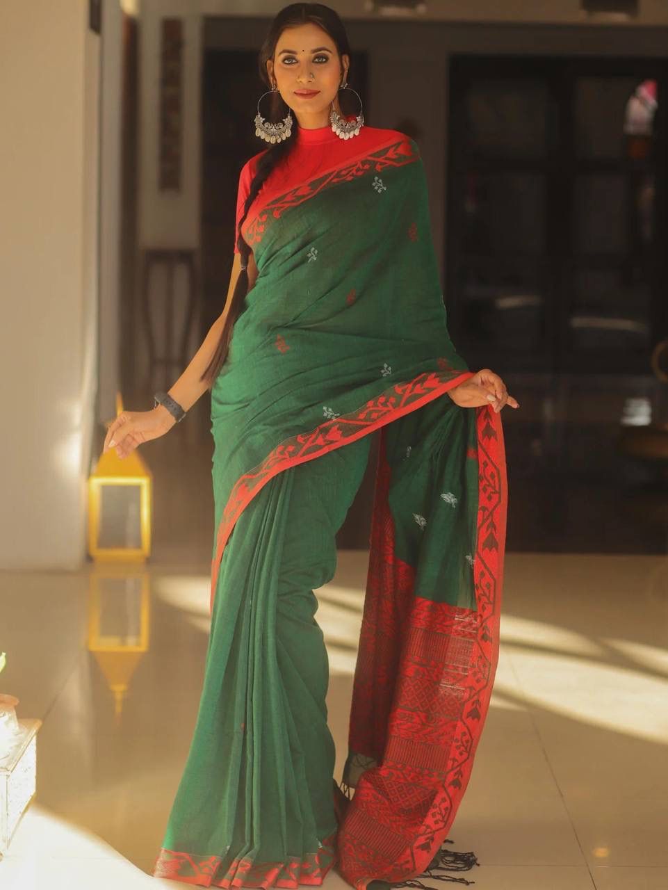 Lunar Green Maheshawari Cotton Silk Saree