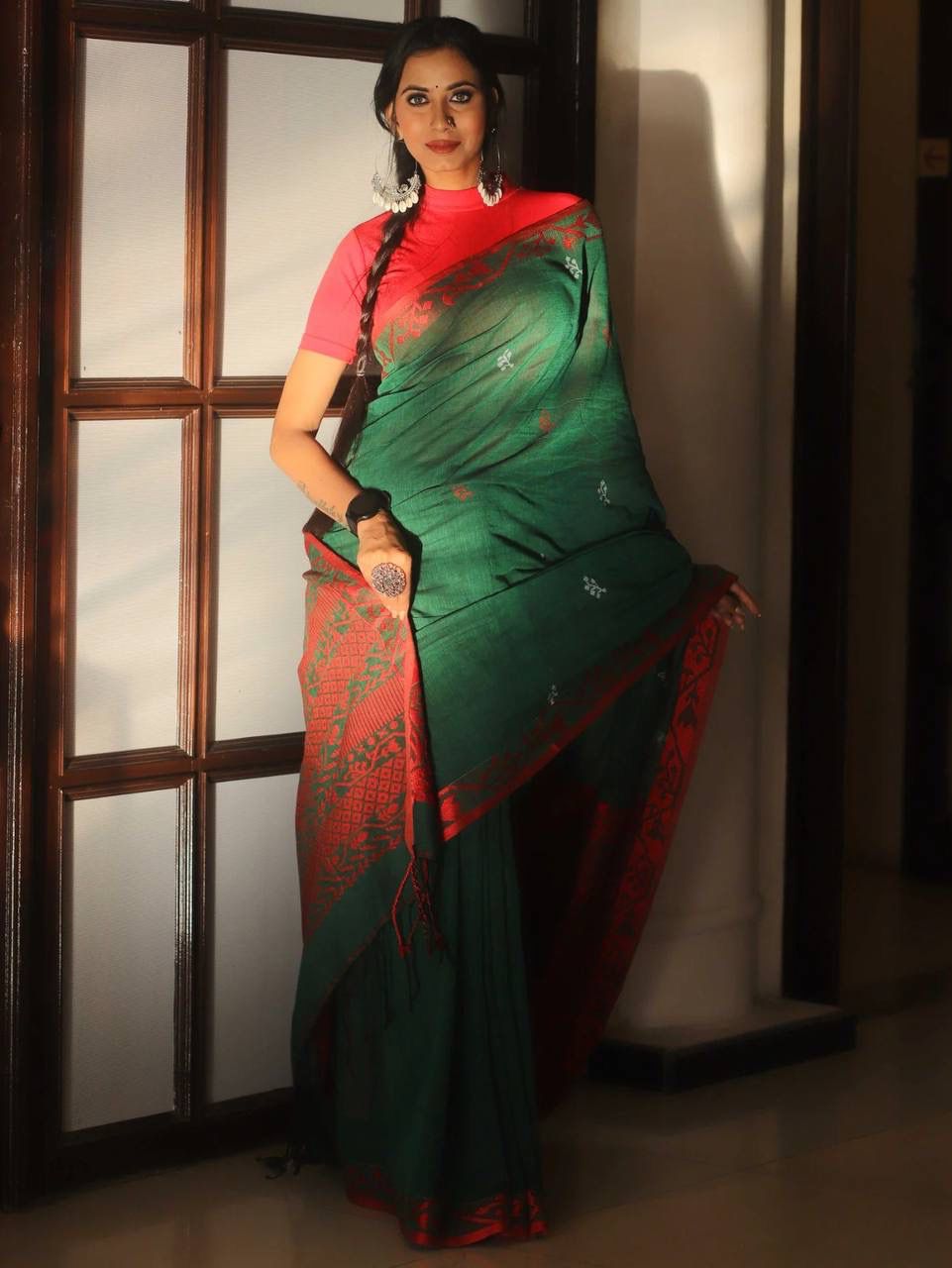 Lunar Green Maheshawari Cotton Silk Saree