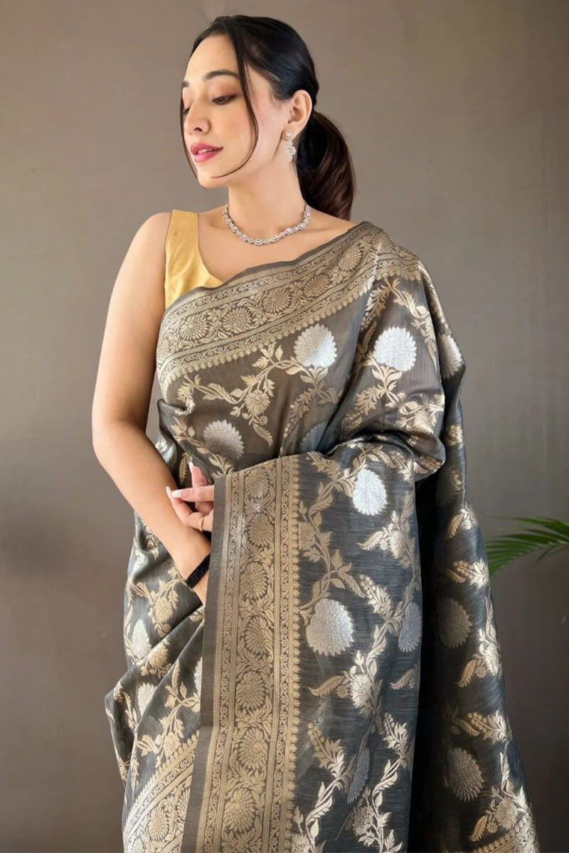 Arresting Grey Cotton Silk Saree With Captivating Blouse Piece