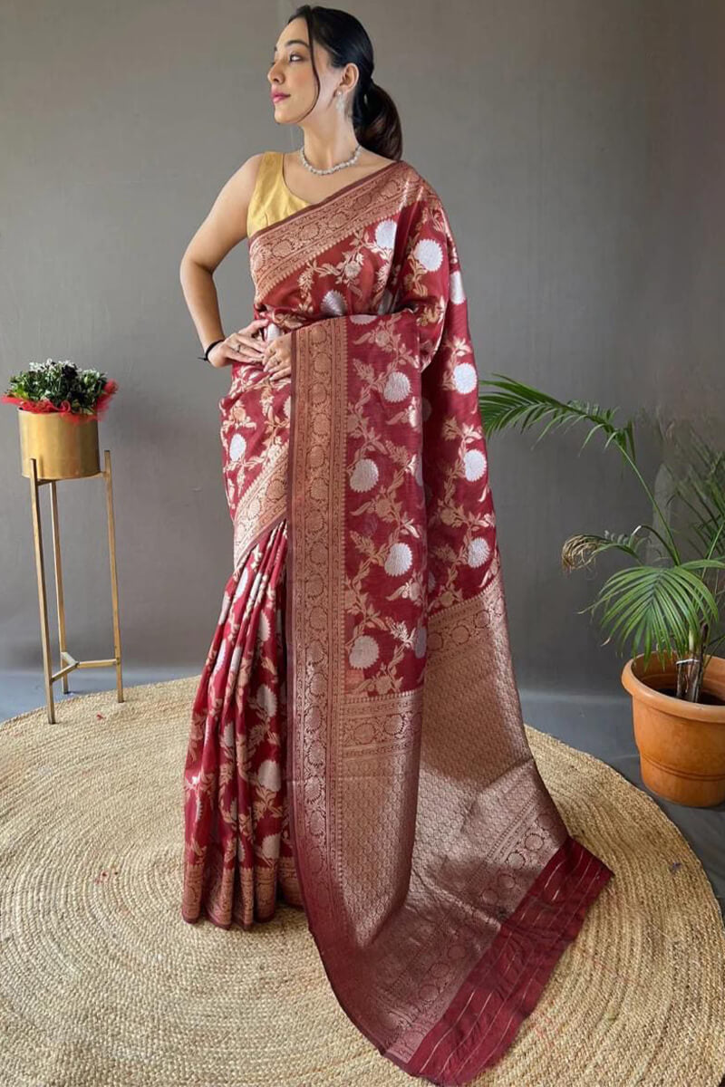 Smart Maroon Cotton Silk Saree With Engrossing Blouse Piece