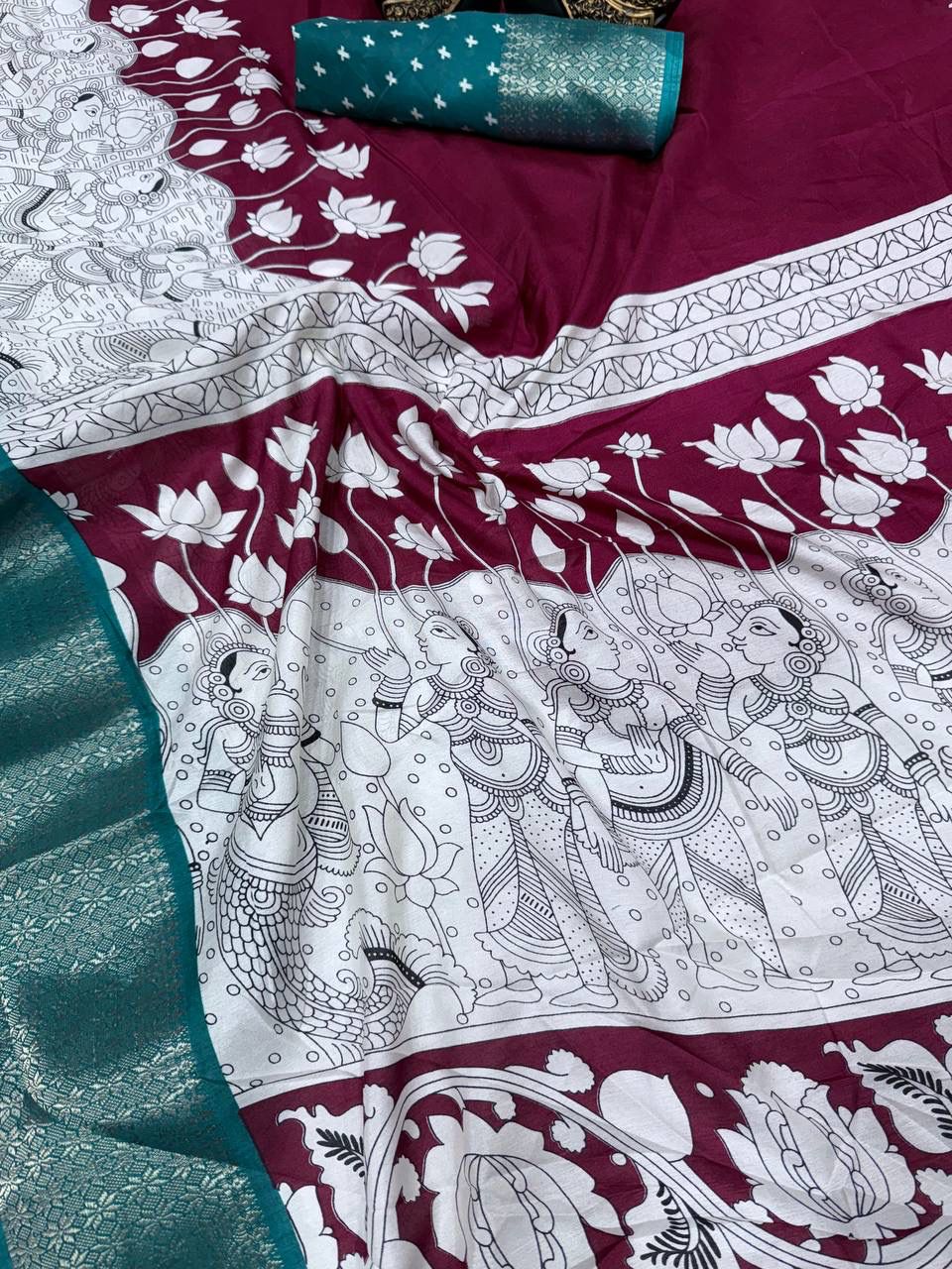 Nebula Maroon Digital Printed Dola Silk Saree With Inimitable Blouse Piece