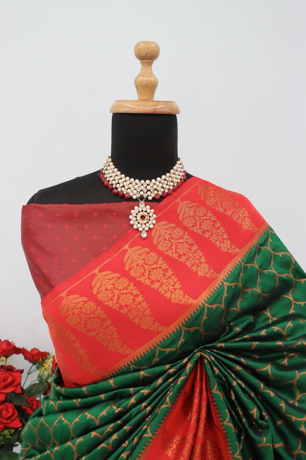 Cynosure Dark Green Soft Banarasi Silk Saree With Lagniappe Blouse Piece