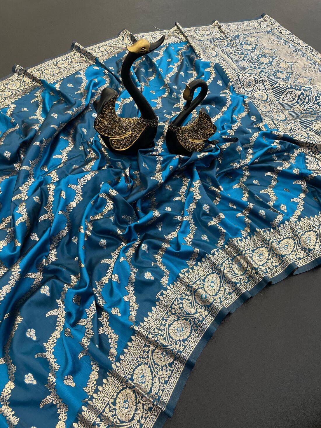 Mesmeric Blue Soft Banarasi Silk Saree With Exquisite Blouse Piece