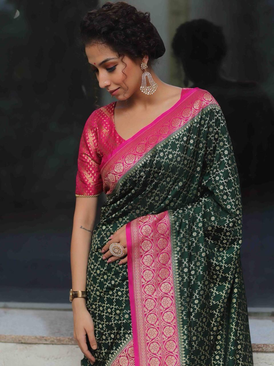 Cynosure Dark Green Soft Silk Saree With Dulcet Blouse Piece