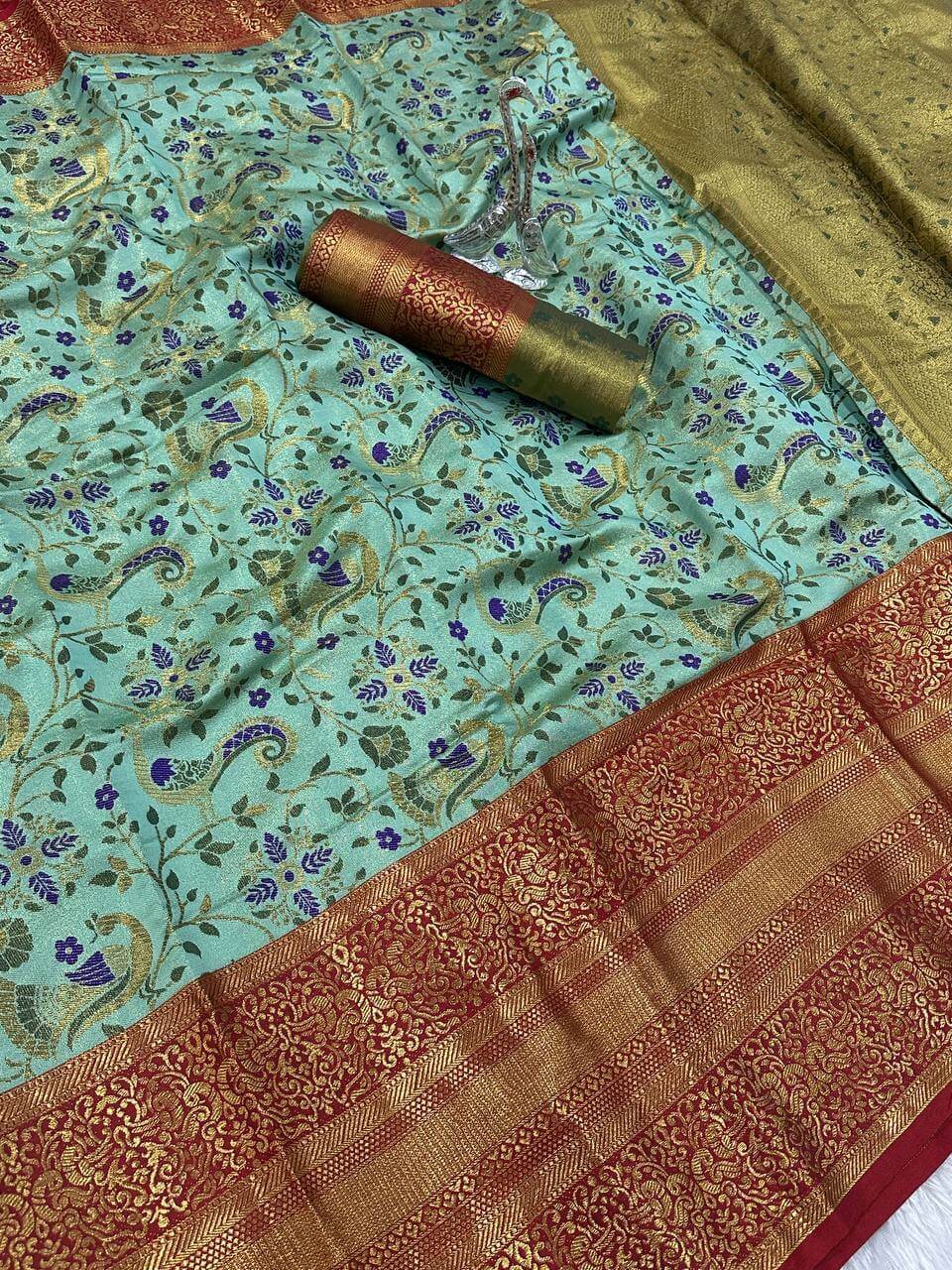 Imaginative Sea Green Kanjivaram Silk Saree With Epiphany Blouse Piece