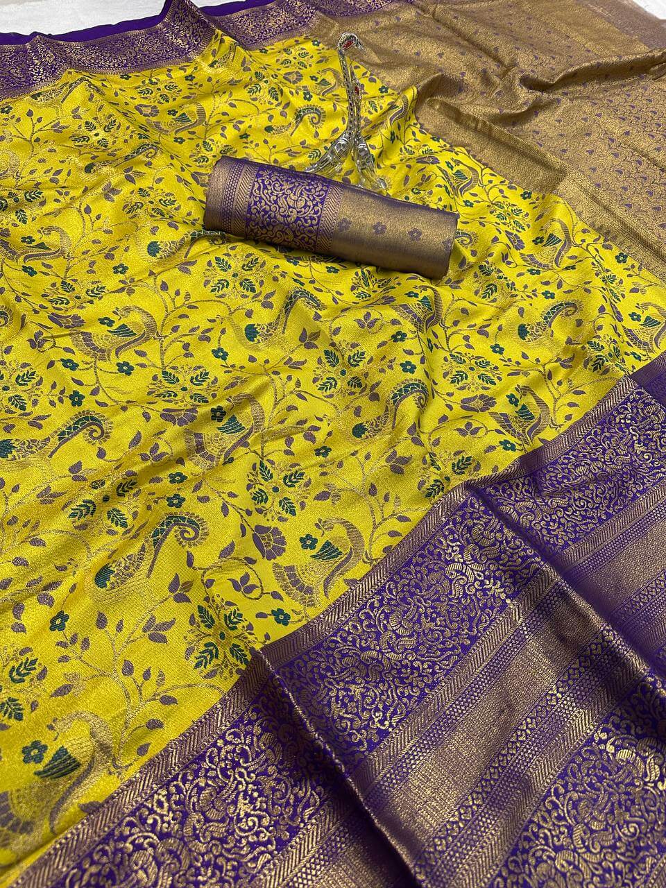 Improbable Yellow Kanjivaram Silk Saree With Skinny Blouse Piece